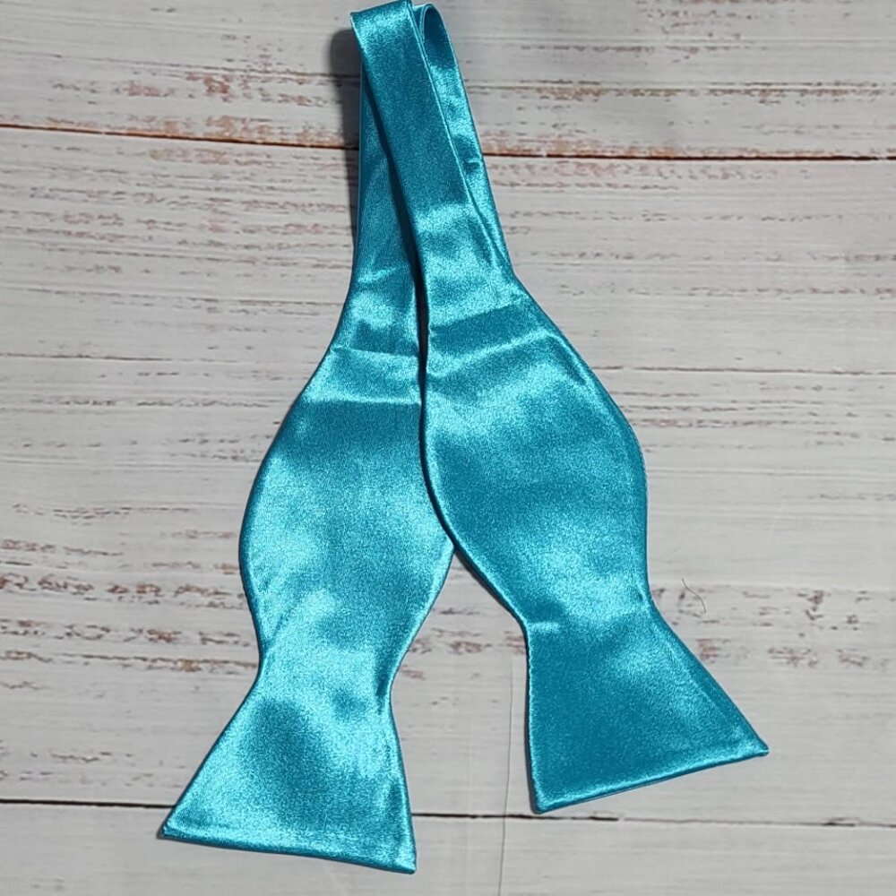 Men's Classic Satin Silk Bow Tie - Turquoise One Size - NEW